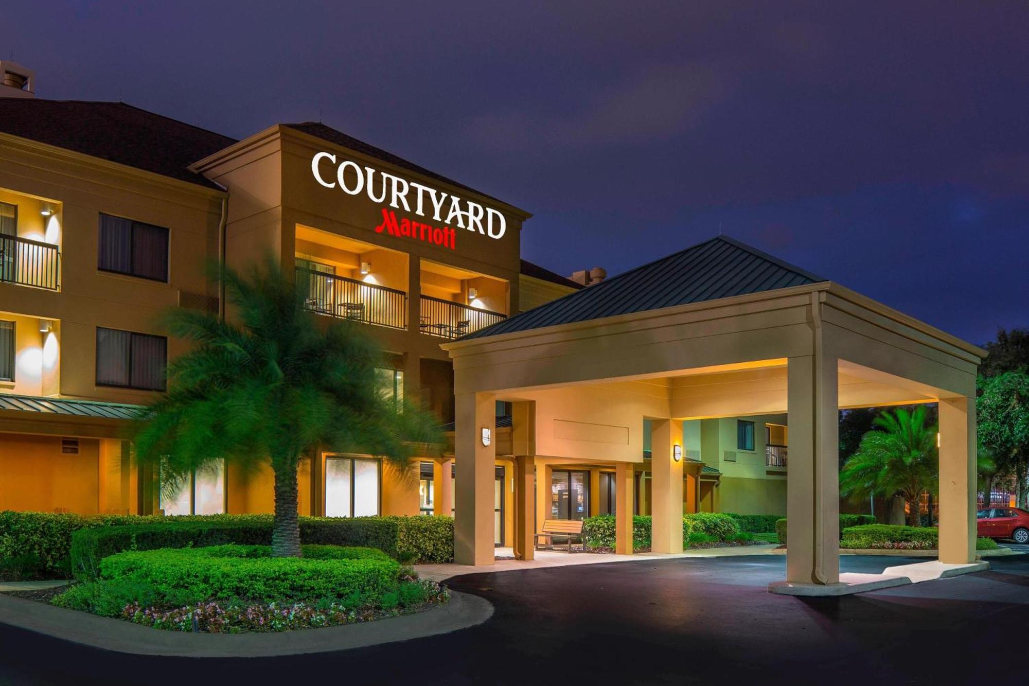 Courtyard By Marriott Daytona Beach Speedway/Airport Exterior photo