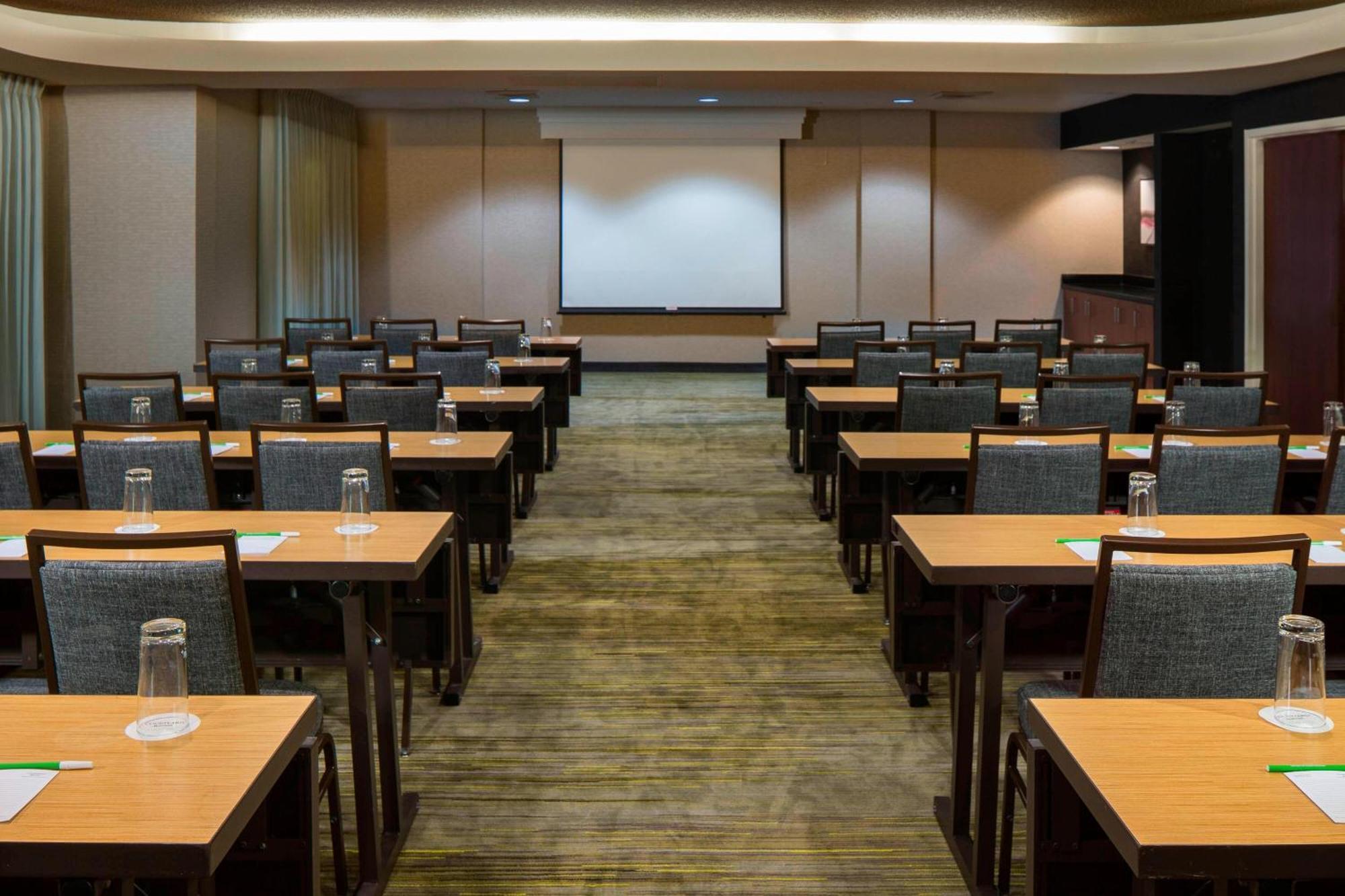 Courtyard By Marriott Daytona Beach Speedway/Airport Exterior photo